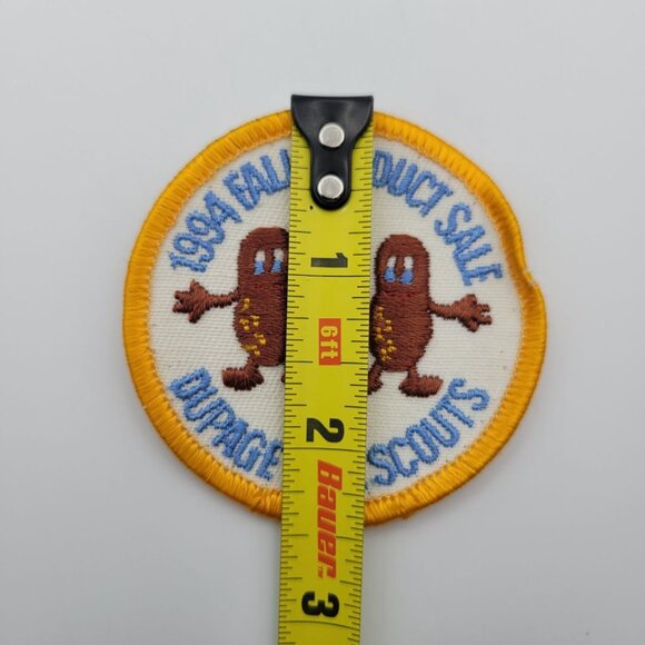 Girl Scout Badge Vintage Patch Brownie 90s Retro Troop 1994 Du Page Nuts Product - Picture 3 of 4